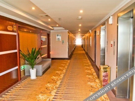 Юэян: Dongfanghong Ruika Hotel
