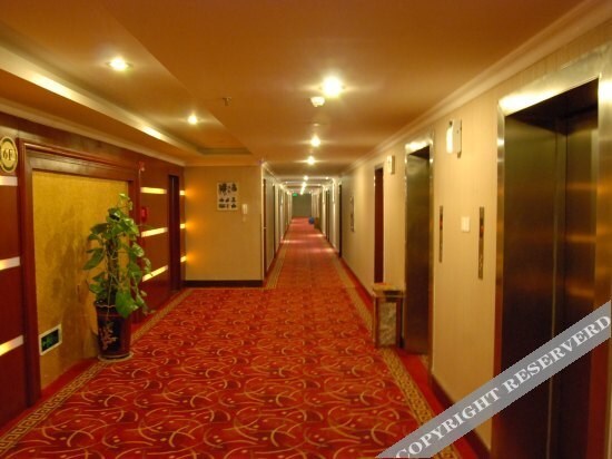 Юэян: Dongfanghong Ruika Hotel