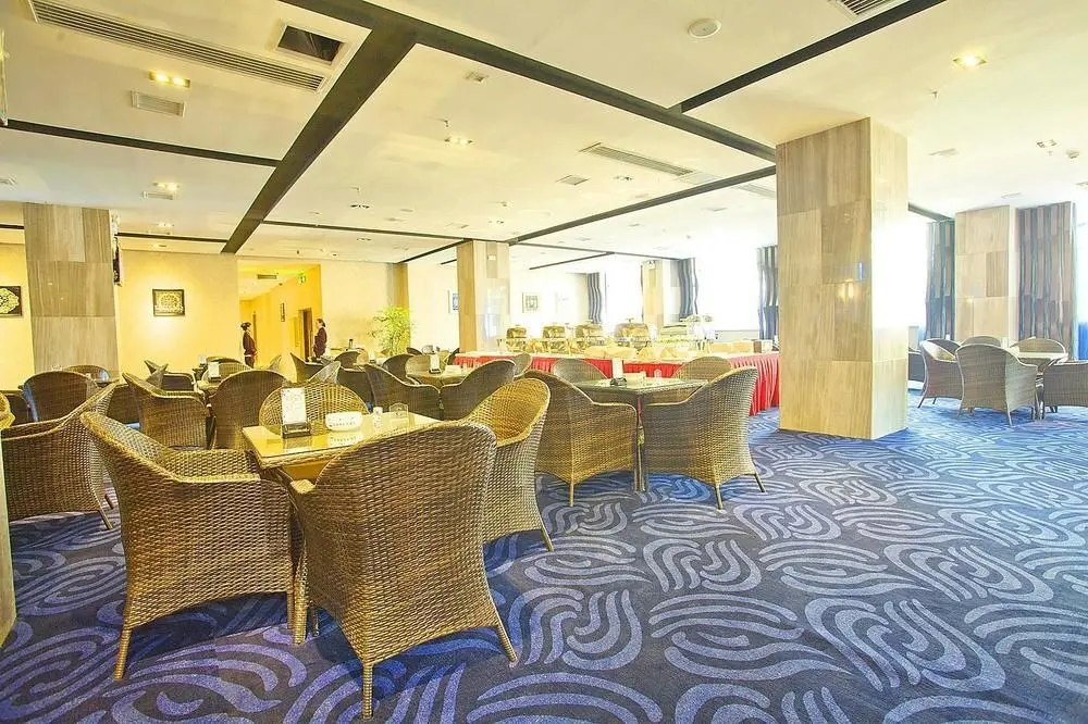 Сянси: Miaozu Buyi Hotel