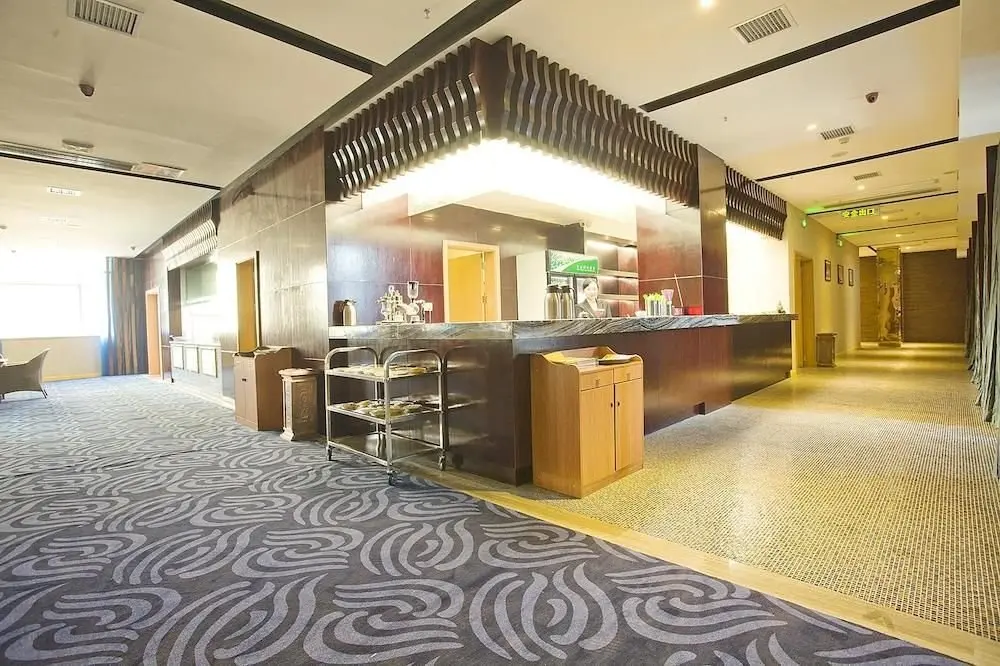 Сянси: Miaozu Buyi Hotel