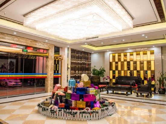 Дэхун: Jing Cheng Hotel
