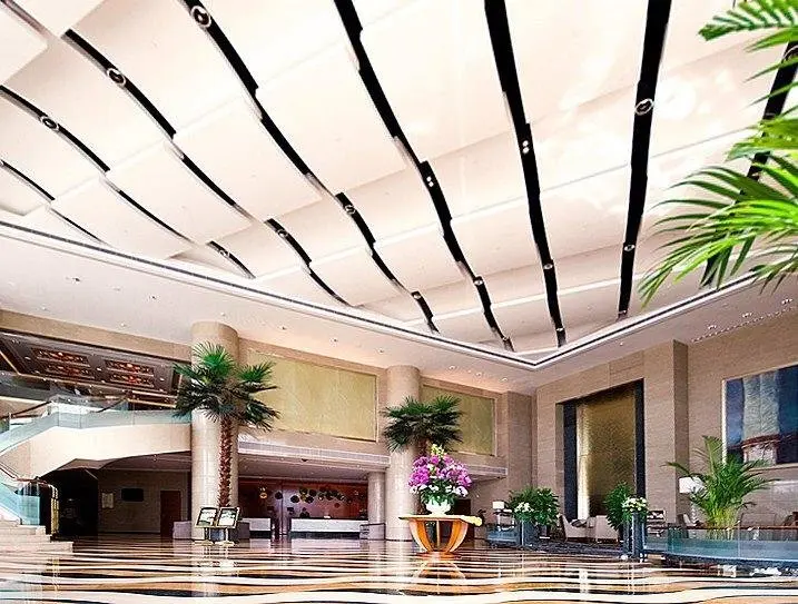 Мейчжу: Golden Bay International Hotel