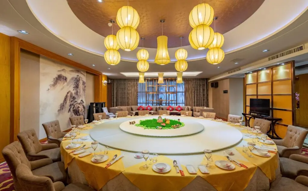 Чжанцзяцзе: Zhangjiajie Huatian Hotel