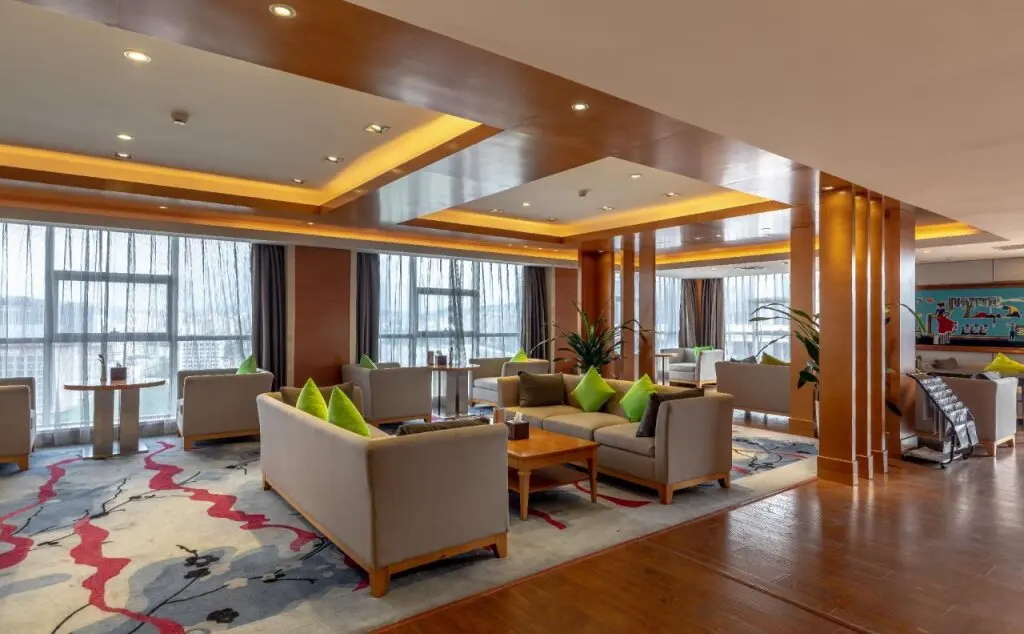 Чжанцзяцзе: Zhangjiajie Huatian Hotel