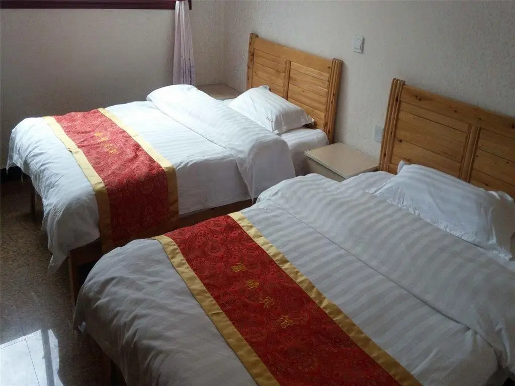 Яань: Fujing Inn