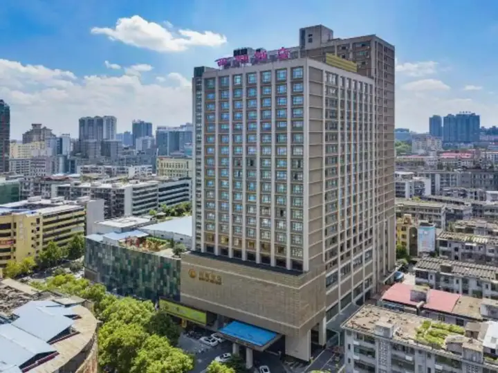 Хэнъян: Xihu Hotel