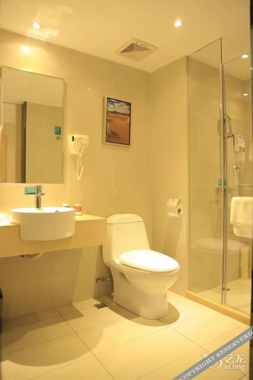 Шэньчжэнь: City Comfort Inn Shenzhen Longhua Bus Station Qinghu Metro Station