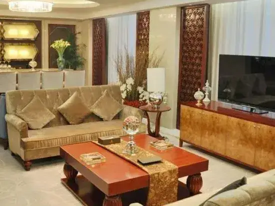 Ляньюньган: Jiachen International Hotel