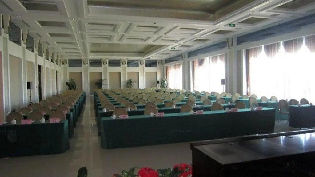 Вэйхай: Nishi Haitai Hotel Luxury