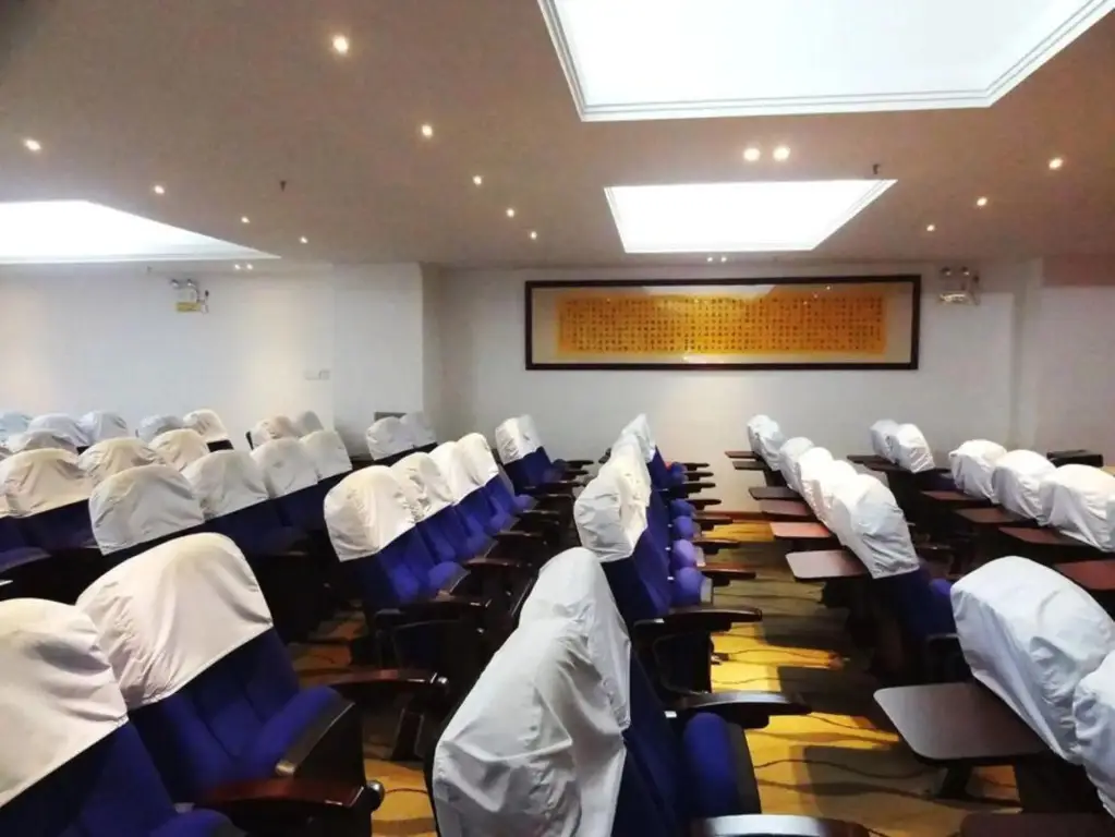 Маоминг: Maoming Wenhui Hotel