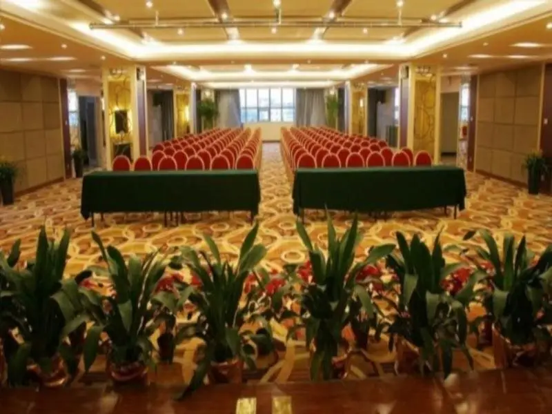 Чжэнчжоу: Dahe International Hotel