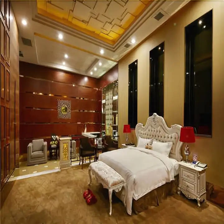 Чжэнчжоу: Zhengzhou Baishun International Hotel
