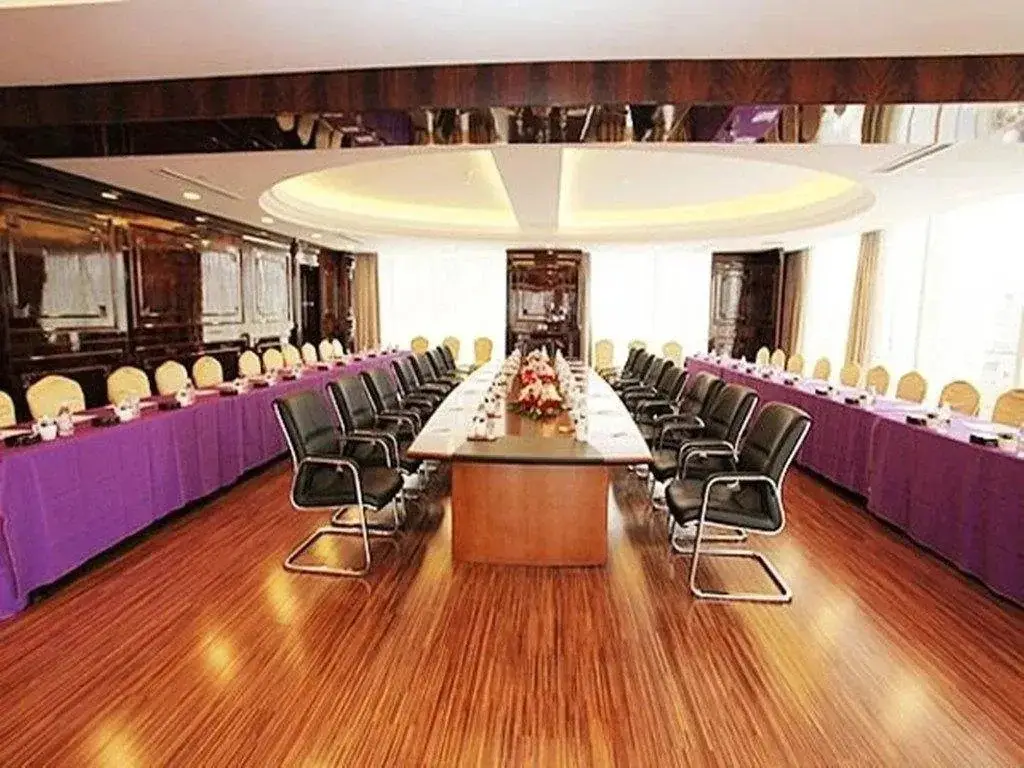 Чжэнчжоу: Zhengzhou Baishun International Hotel