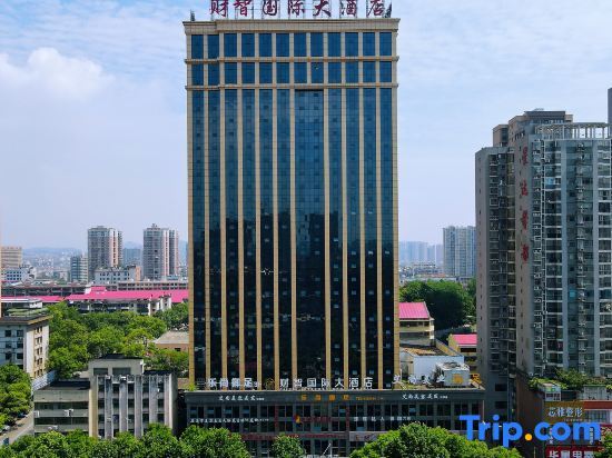 Лоуди: Jiulong Huatian Caizhi Hotel