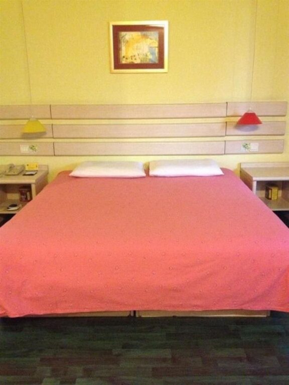 Чжанцзяцзе: Home Inn Zhangjiajie Dayong Fucheng