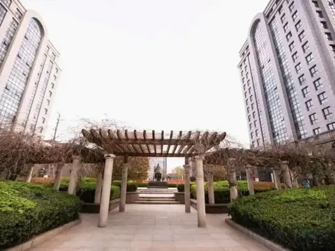 Yinggeli Boutique Hotel — фото 1
