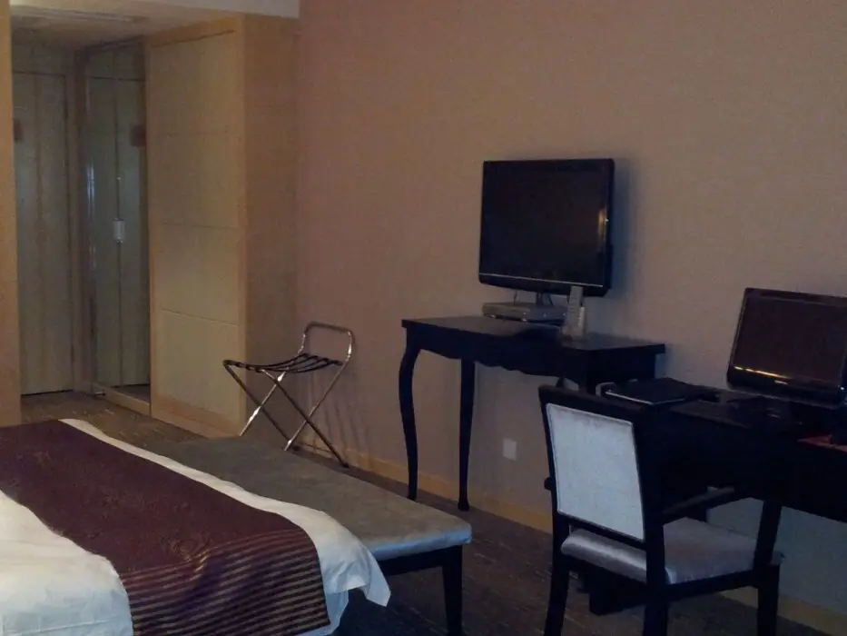 Ляньюньган: Shiji Yuan International Hotel