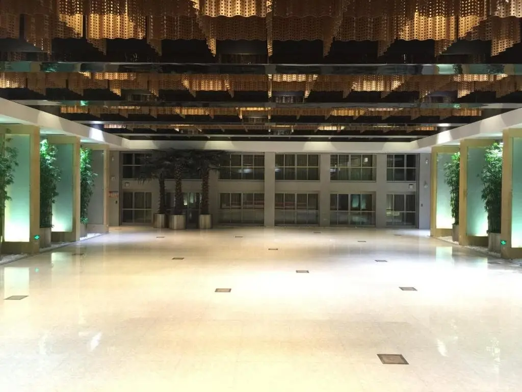 Ухань: Wuzhan Business Hotel