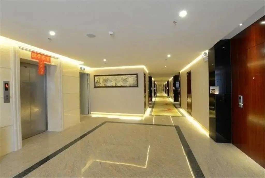 Yangjiang Jiayue Hotel — фото 1