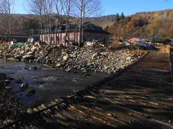 Харбин: Xuegu Lijie donkey Youyi Station