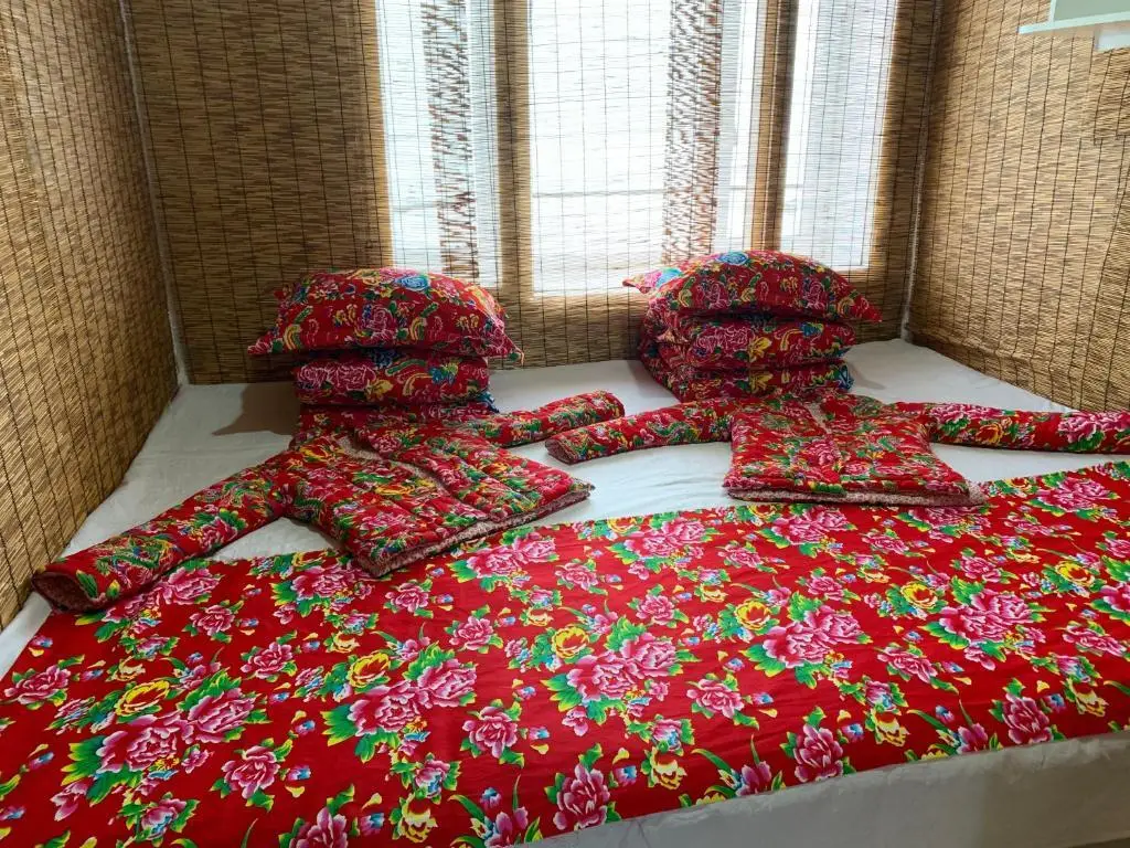 Харбин: Xiaoguo Travellers' Home