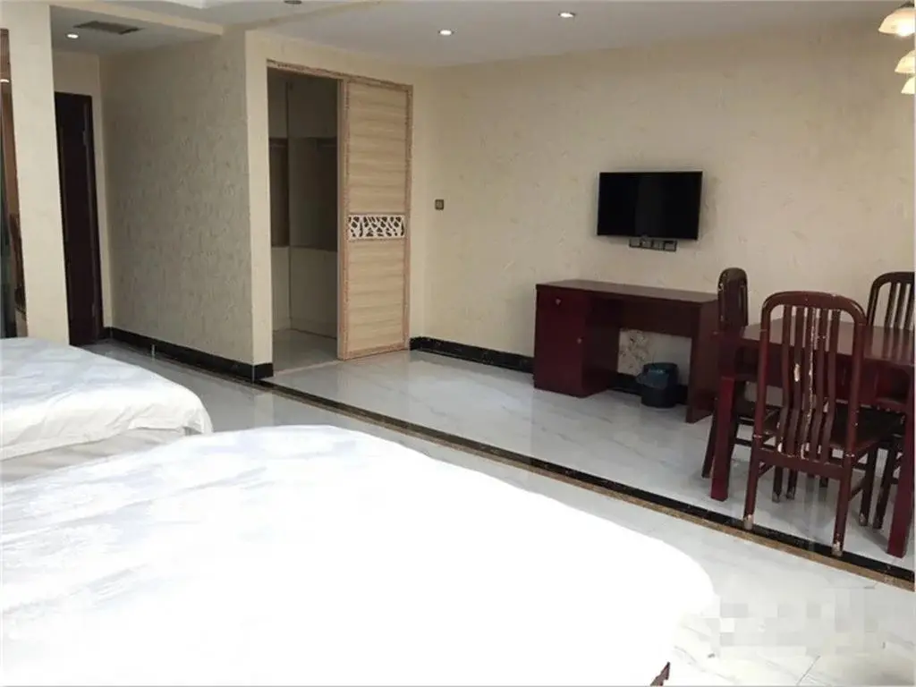 Nantong Suzhong Business Hotel — фото 1