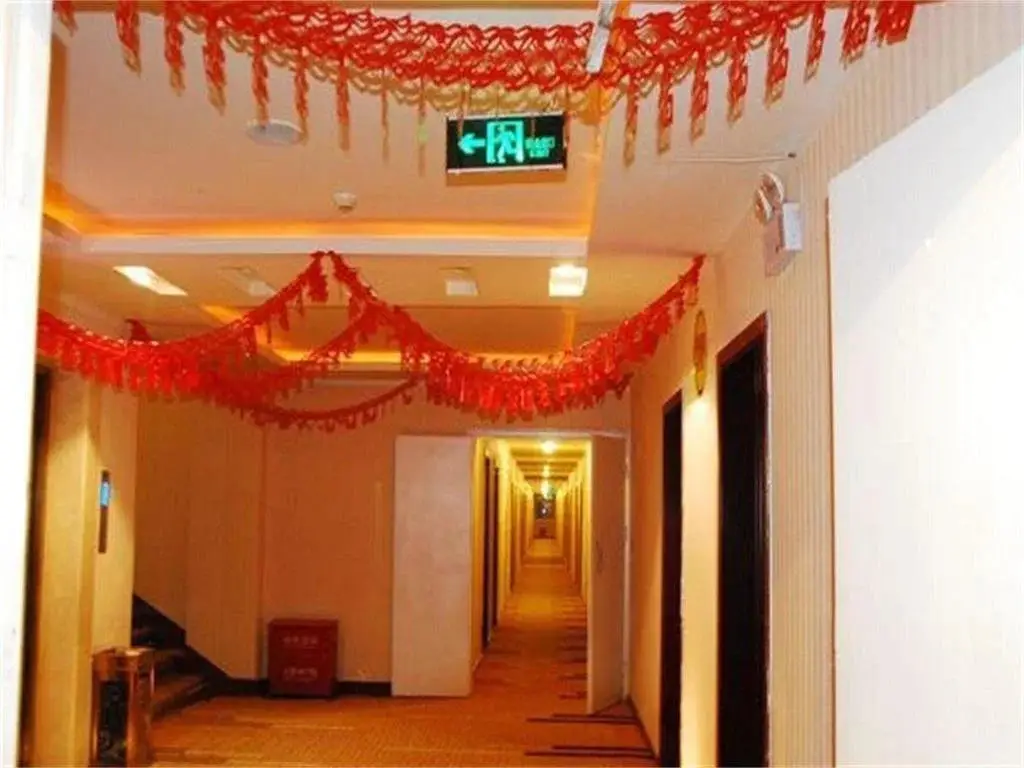 Xichang Xiaoding Business Hotel — фото 1