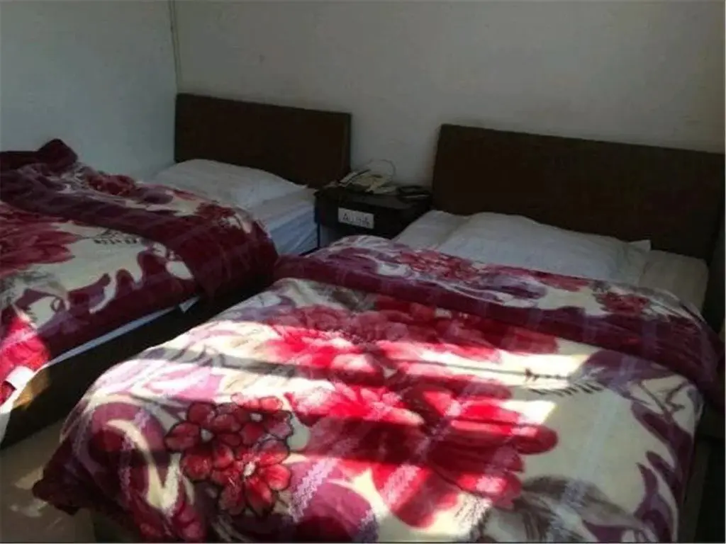 Яань: Yurui Business Hotel
