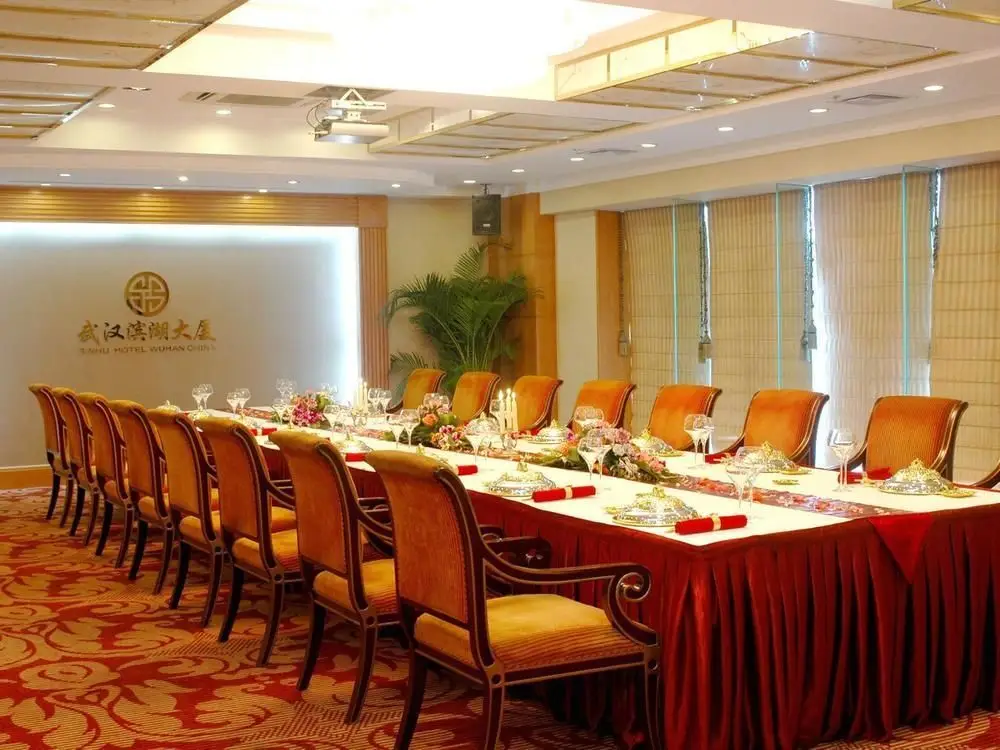 Ухань: Binhu Hotel