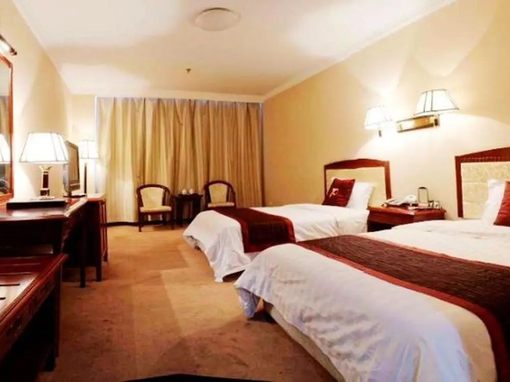 Тяньцзинь: Xinmao Tiancai Hotel