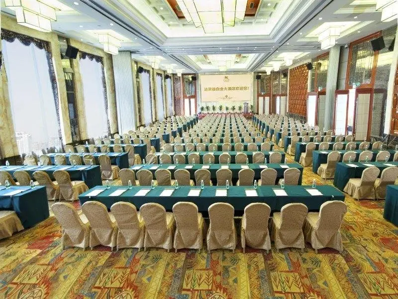 Наньчан: Nanchang Friend Platinum Hotel