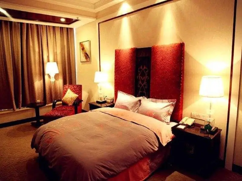 Синтай: Wanfeng Grand Hotel