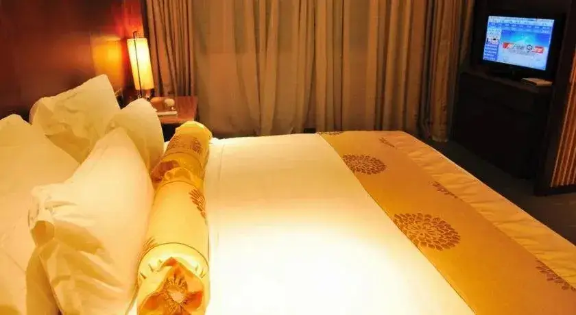 Сяньнин: Sanjiang Forest Hot Spring Dumashi Hotel