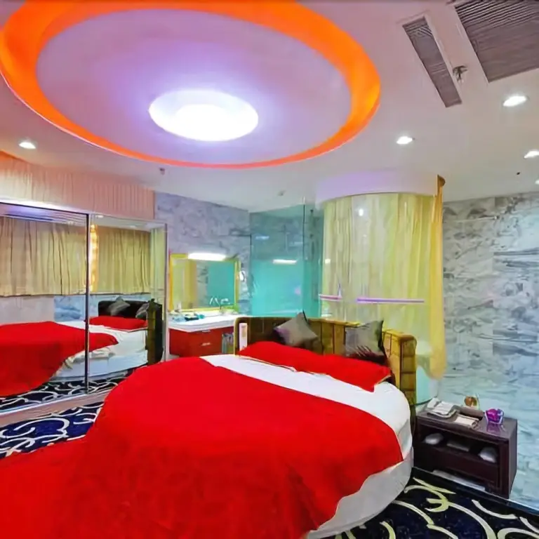Пиндиншань: Feixing Crowne Plaza Hotel