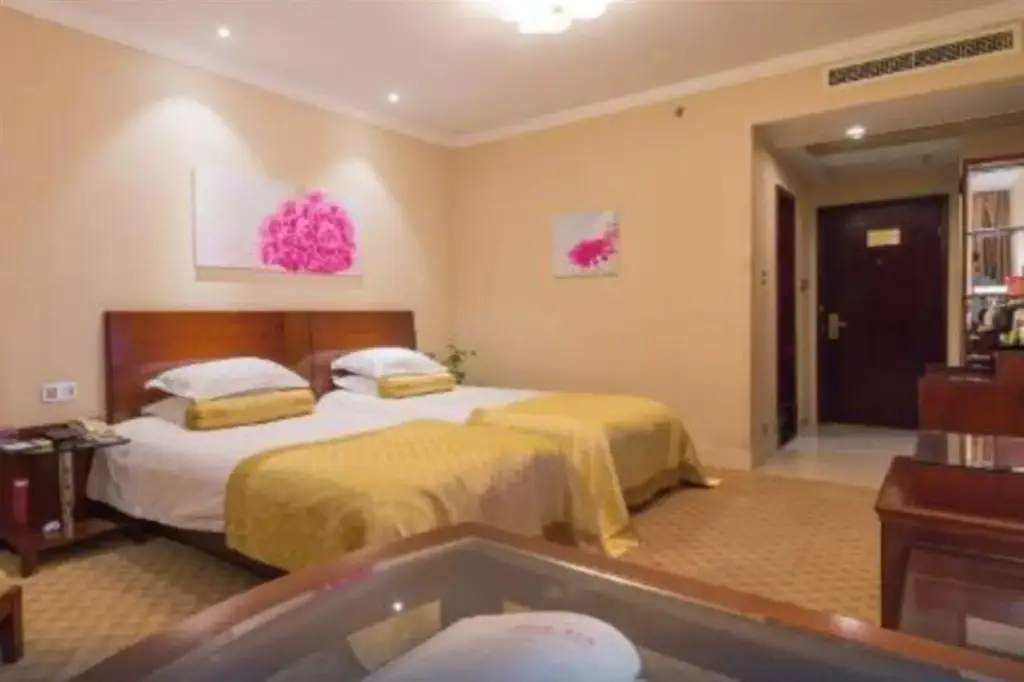 Цзясинь: Jiashan City Hotel