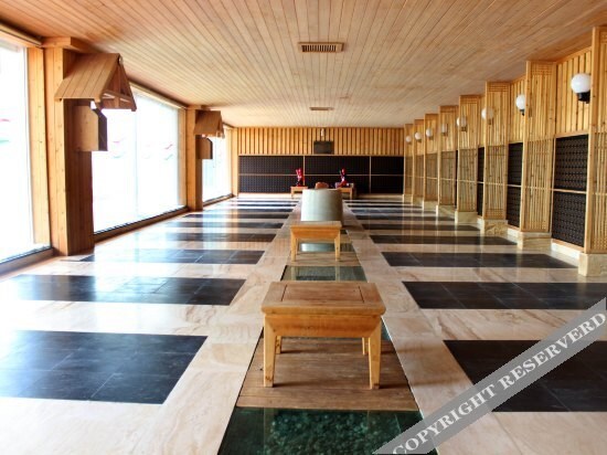 Куньмин: Dianchi Spring Spa Resort