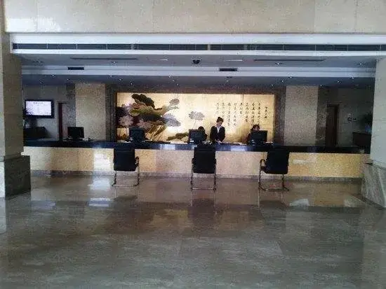 Цюйчжоу: Kaiyuan Manju Hotel ·Quzhou Sanqu Store