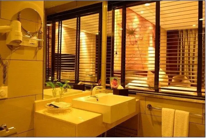 Нинбо: Qijia Shan Hotel