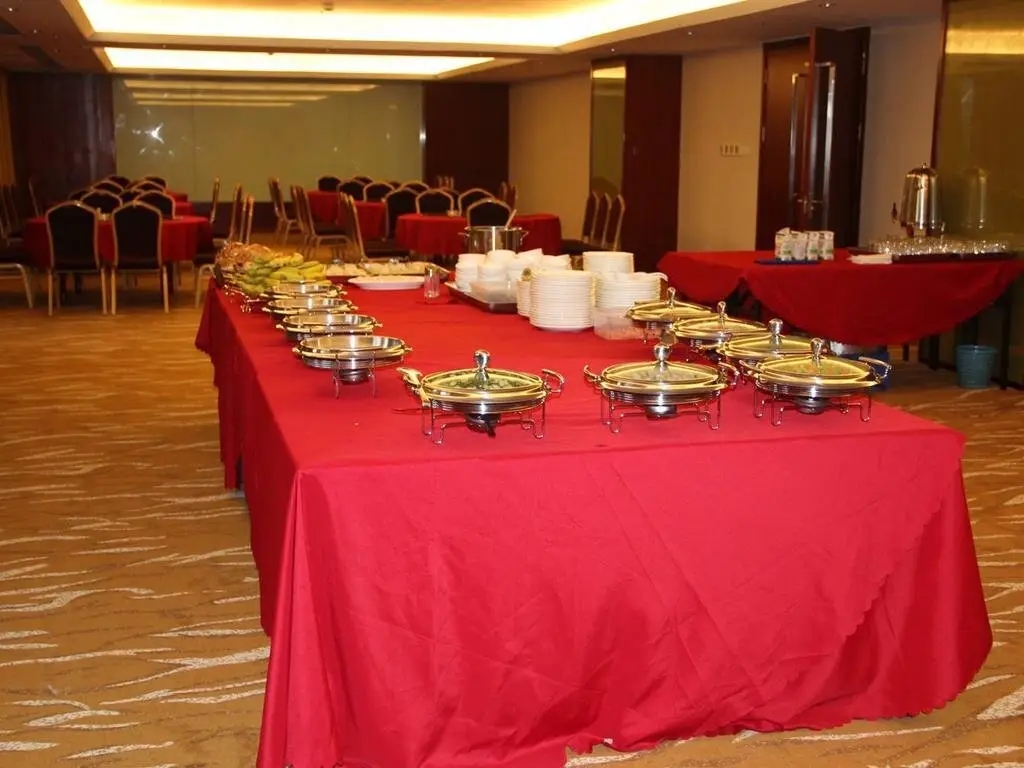 Чэнду: Chengdu Skyworth Southwest Training Center
