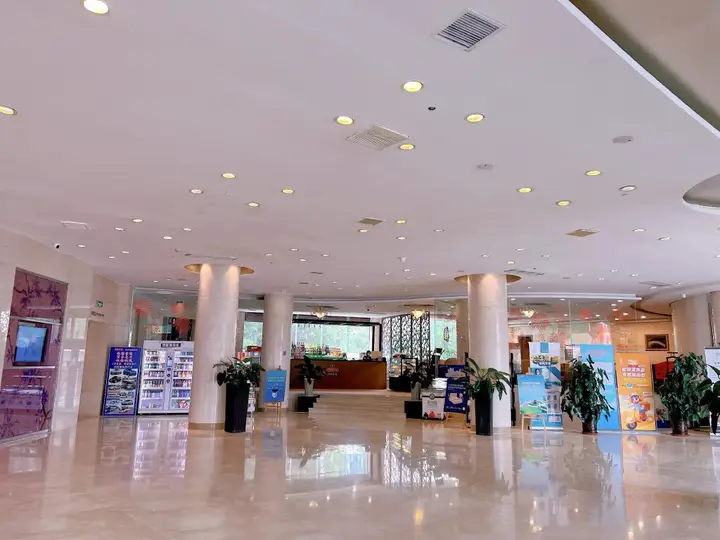 Циндао: Qingdao Sophia International Hotel