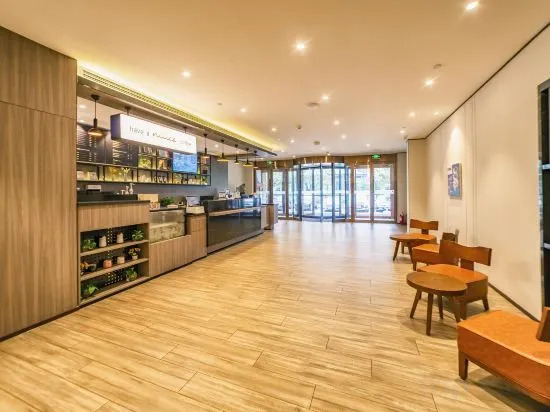 Циндао: Qingdao Yingshi Hotel