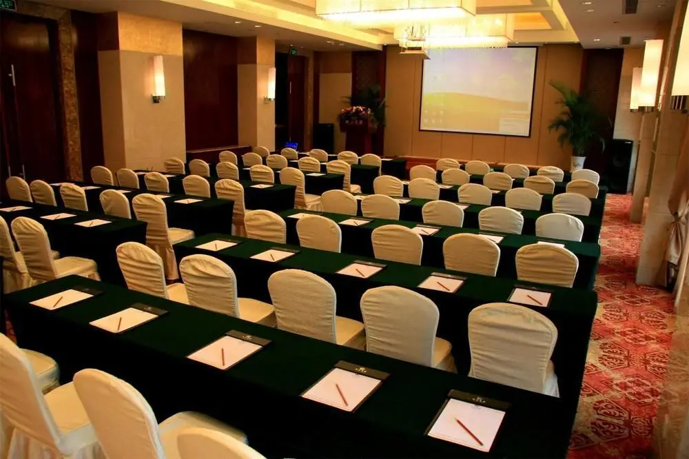 Уси: Jingxi Hotel
