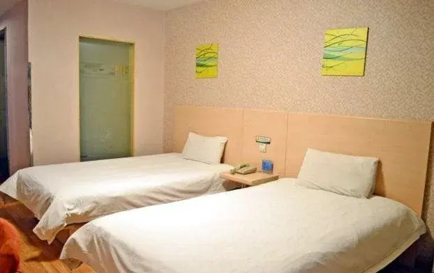 Шицзячжуан: Eaka Hotel 365