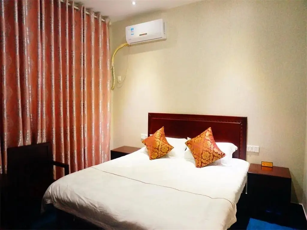 Шанграо: Wuyuan Huatian Youth Hostel