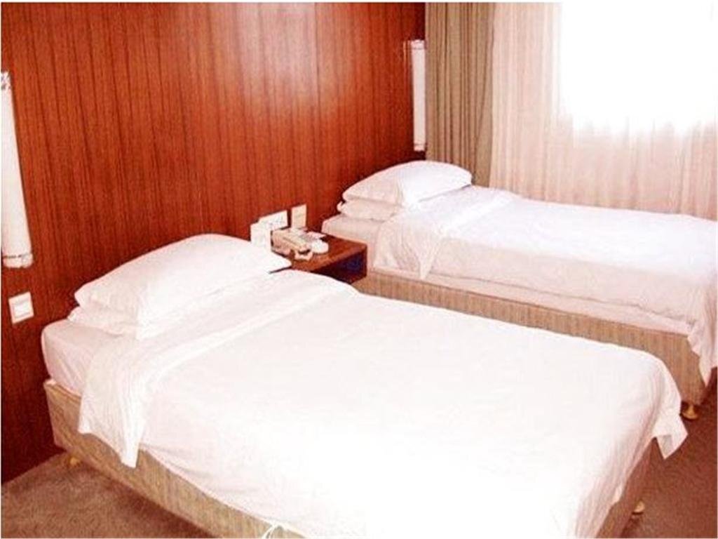 Dezhou Pingyuan Zhongtai Inn — фото 1