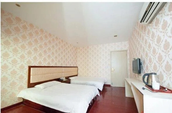 Наньтун: Nantong Bohai Business Hotel