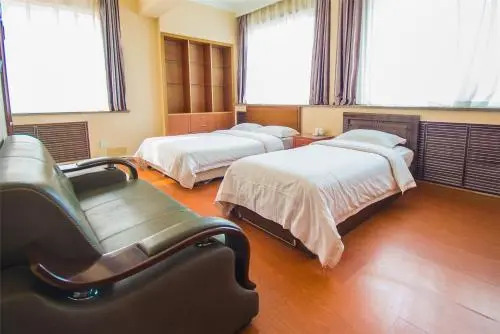 Далянь: Dalian Guohua Apartment