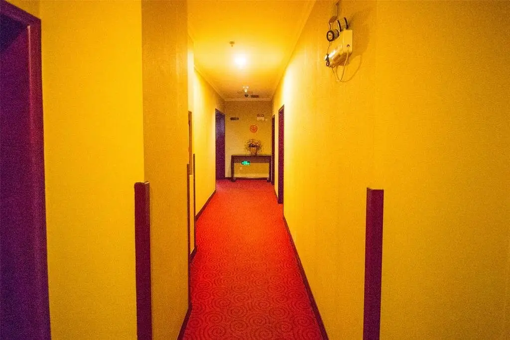 Далянь: Dalian Guohua Holiday Inn