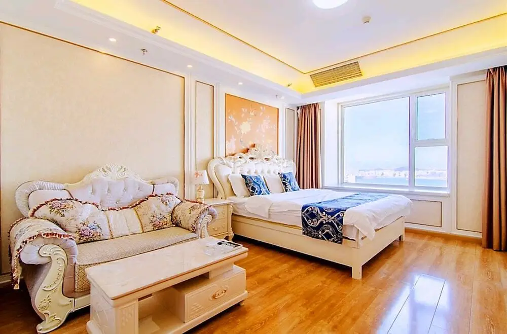 Далянь: Da Lian Apartment
