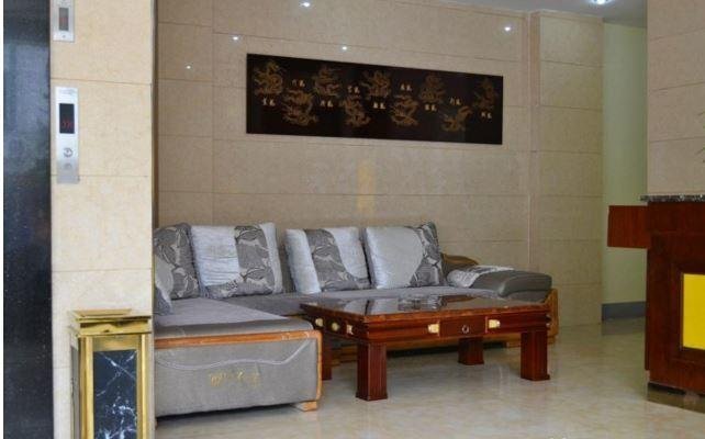 Гуйлинь: Guilin Jinxiuxiaoxiang Business Hotel